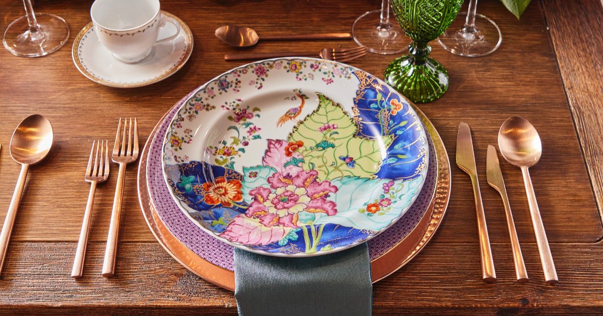 mottahedeh tobacco leaf dinner plate Dinnerware Set/5 Place setting includes Mottahedeh Tobacco Leaf Dinnerware |